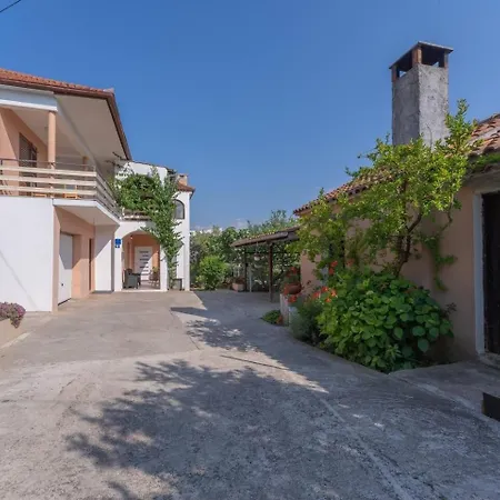 Appartement With A Parking Space - 22170 Zadar