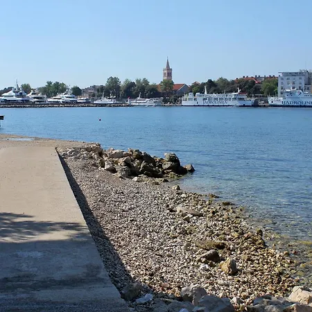 With Parking Space - 22170 Zadar