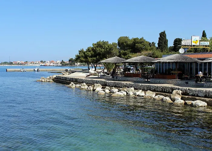 With Parking Space - 22170 شقة زادار